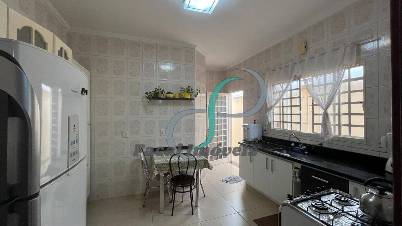 Casa, 3 quartos, 217 m² - Foto 6