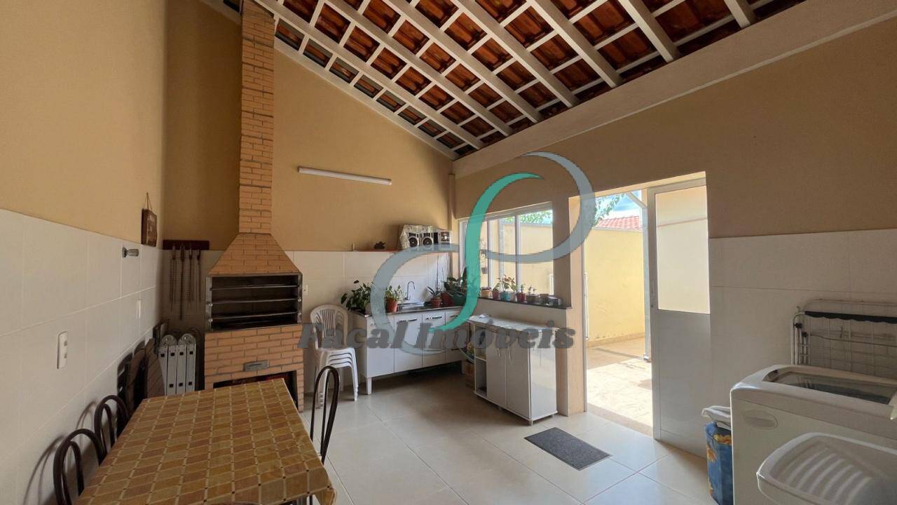 Casa, 3 quartos, 217 m² - Foto 28