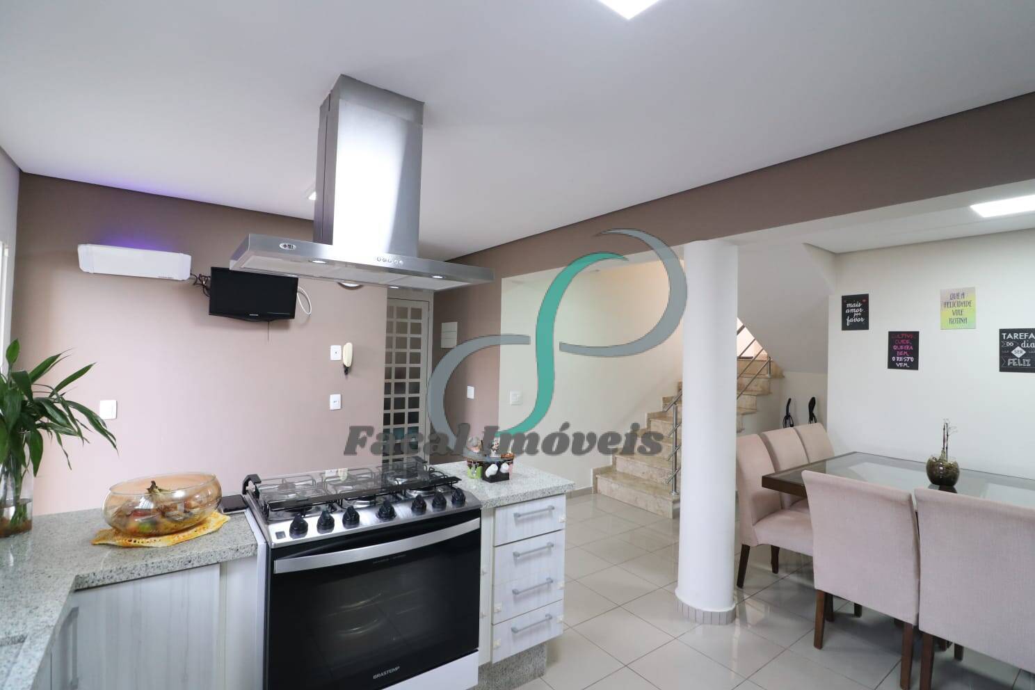 Casa, 3 quartos, 217 m² - Foto 4