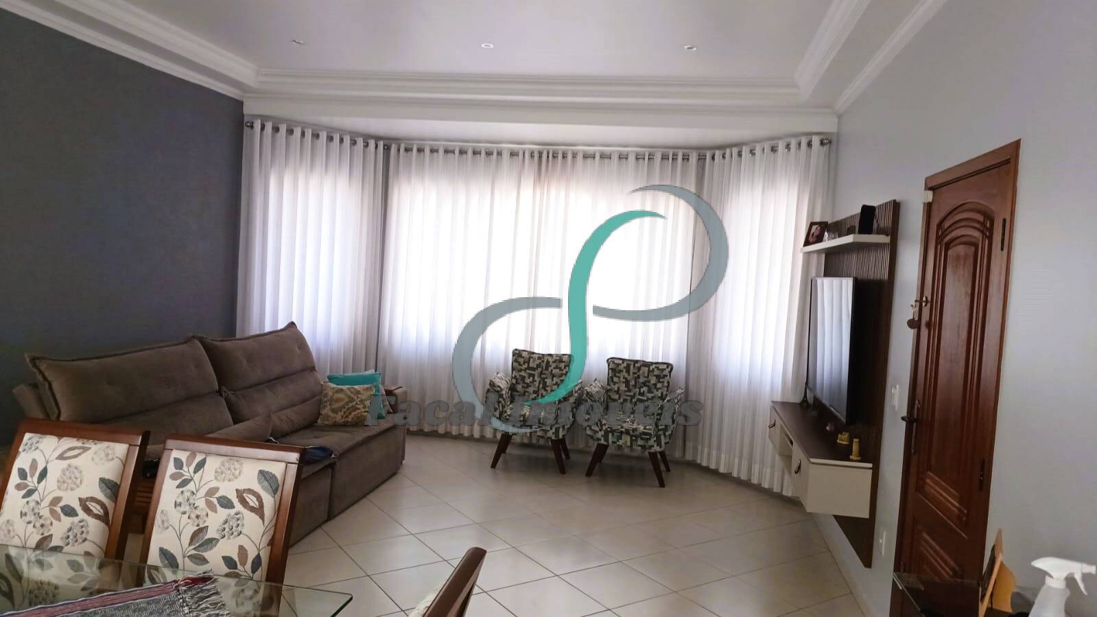 Casa, 3 quartos, 200 m² - Foto 3