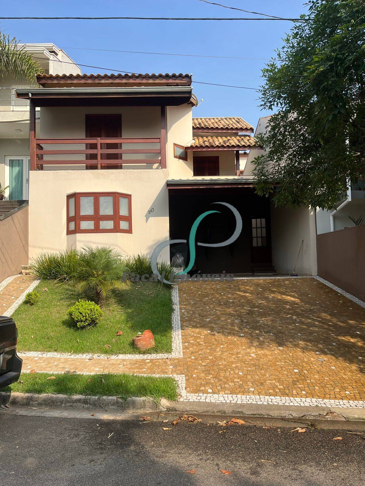 Casa, 3 quartos, 182 m² - Foto 1