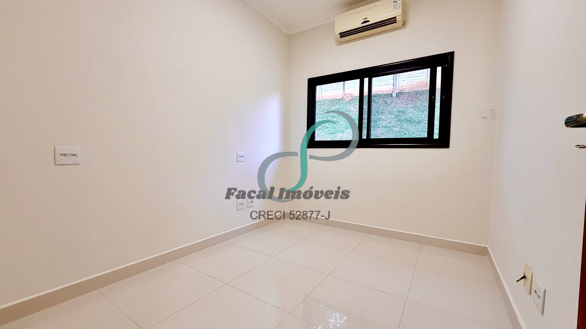 Casa, 3 quartos, 230 m² - Foto 12