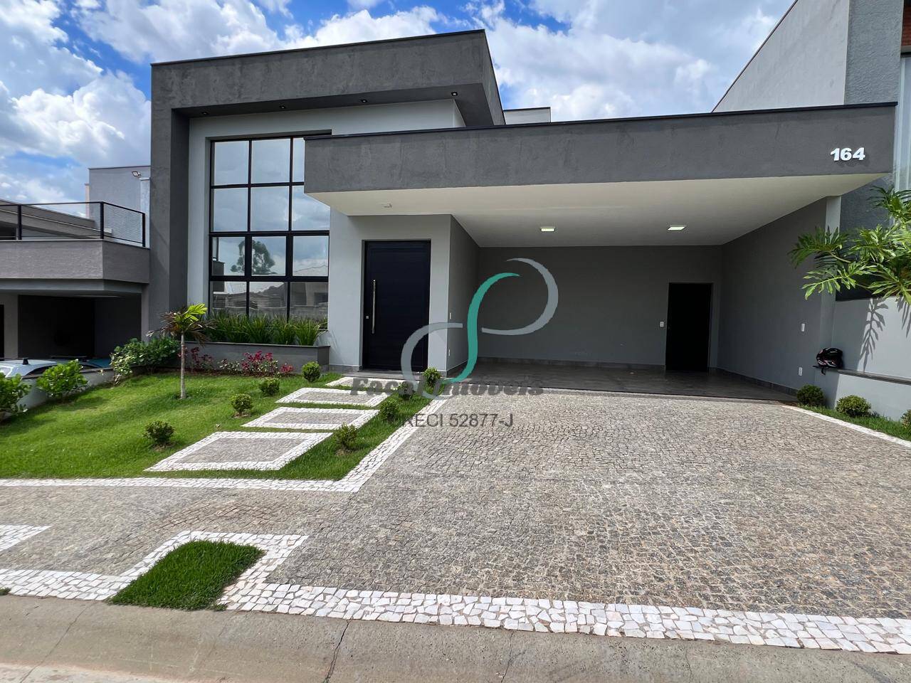 Casa, 3 quartos, 191 m² - Foto 1